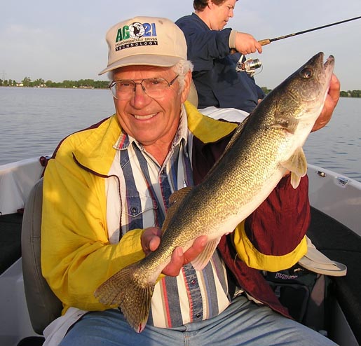 walleye0006