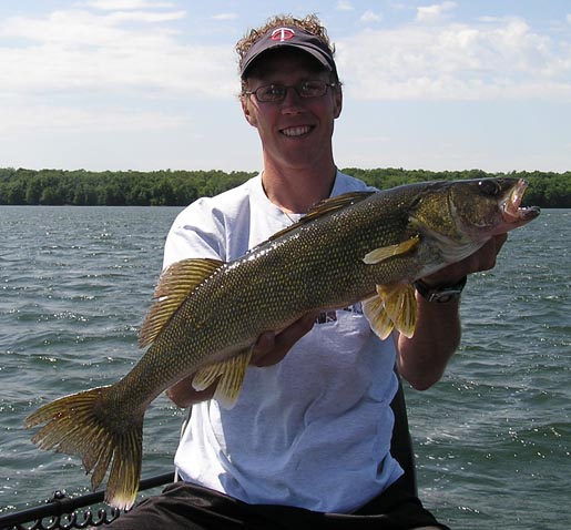 walleye0050